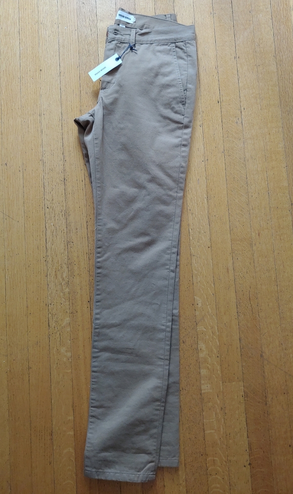 Taylor Stitch Slim Chino
